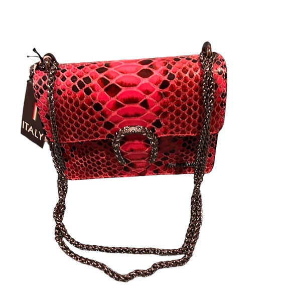 MARTINA GALANTI Fuschia Made In Italy Leather Crossbody - Picture 3 of 6